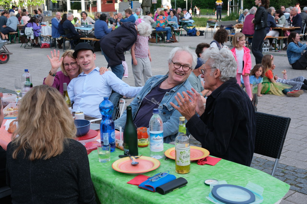 lange Tafel